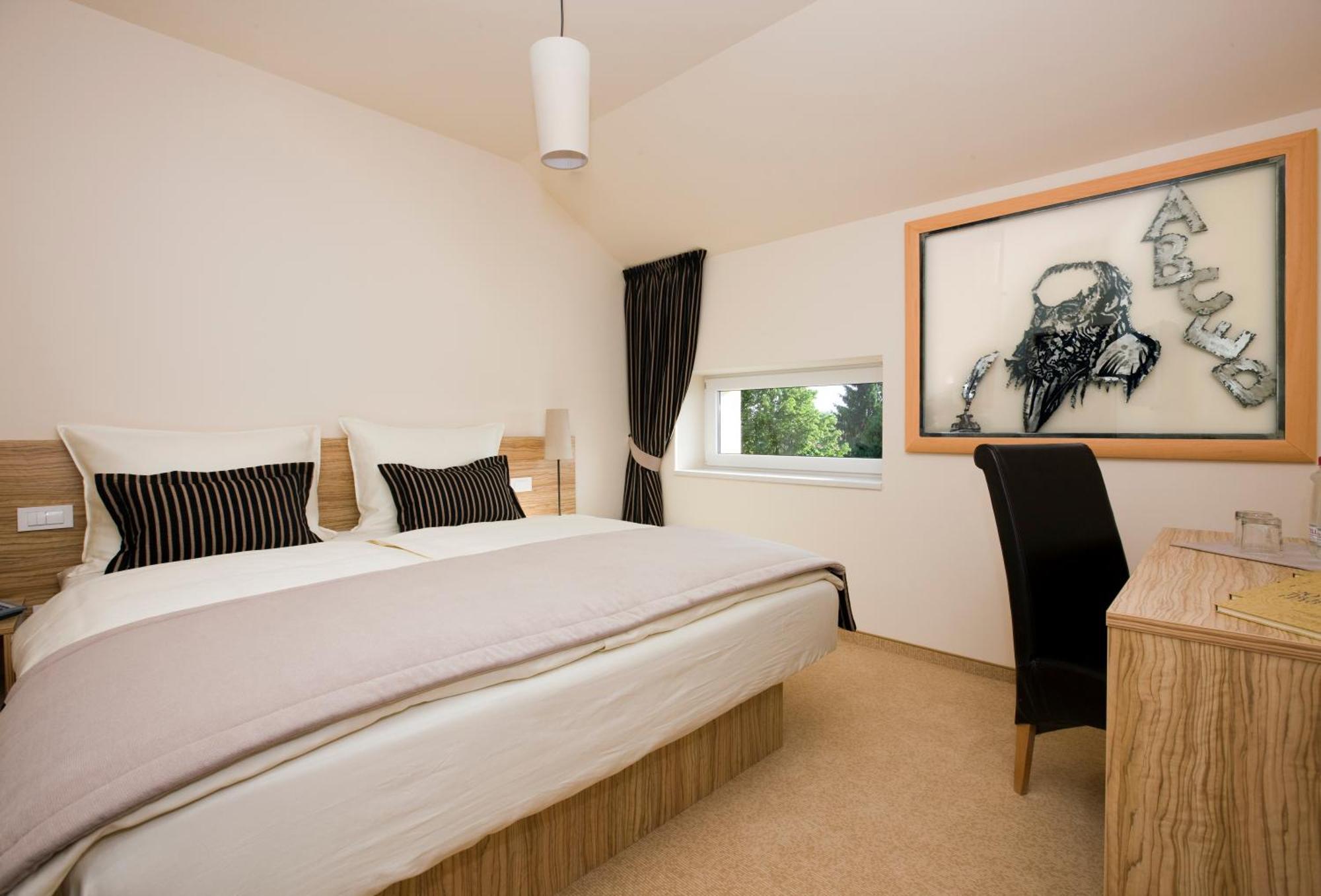 Ambient Hotel Domžale Quarto foto